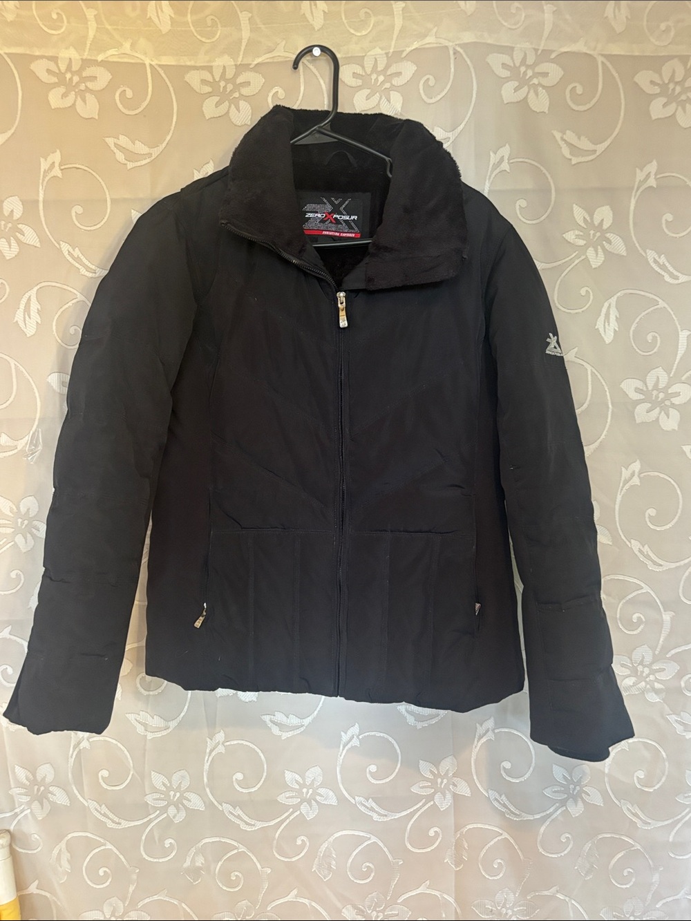 ZeroXposur Black Ski & Snowboard Jacket with Red Logo Detail